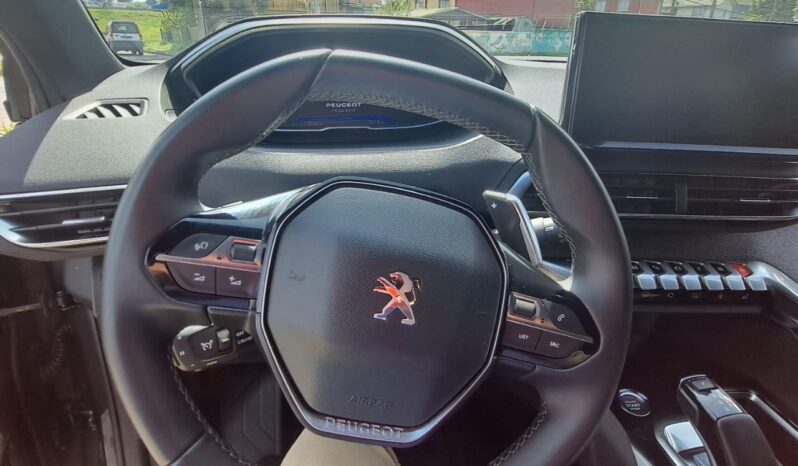 
								Peugeot 5008 full									