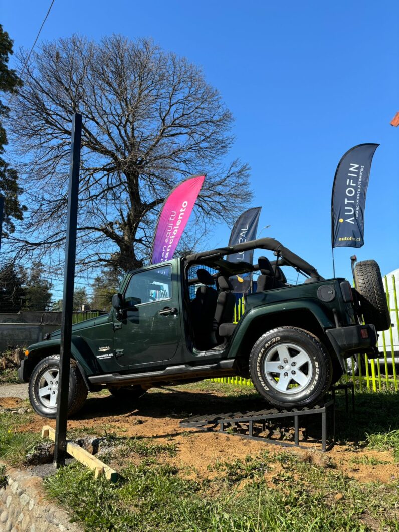 
								Jeep Wrangler full									