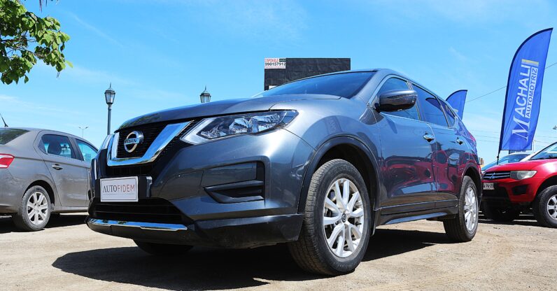 
								Nissan X-Trail full									
