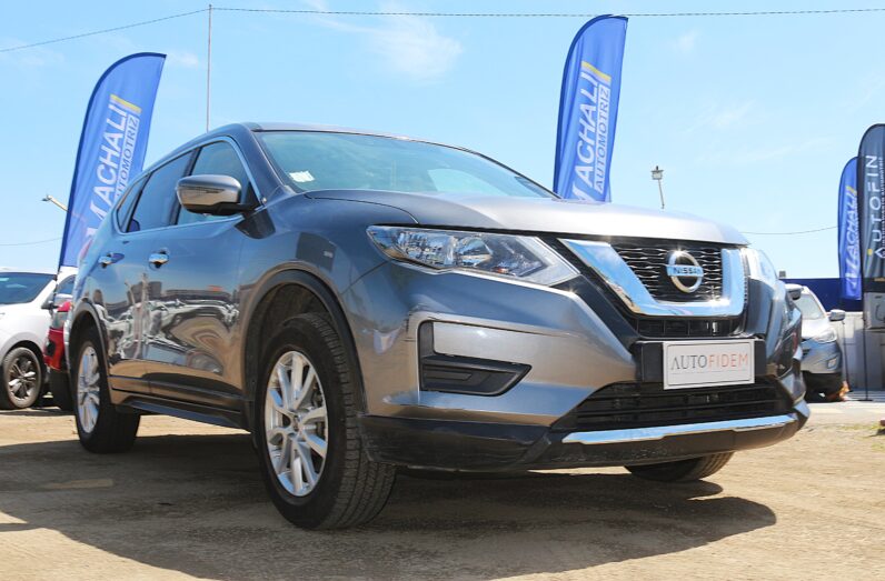 
								Nissan X-Trail full									