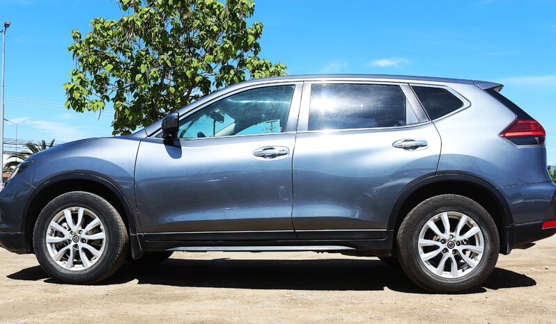 
								Nissan X-Trail full									