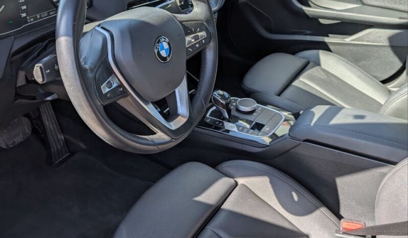 
								BMW Serie 2 full									
