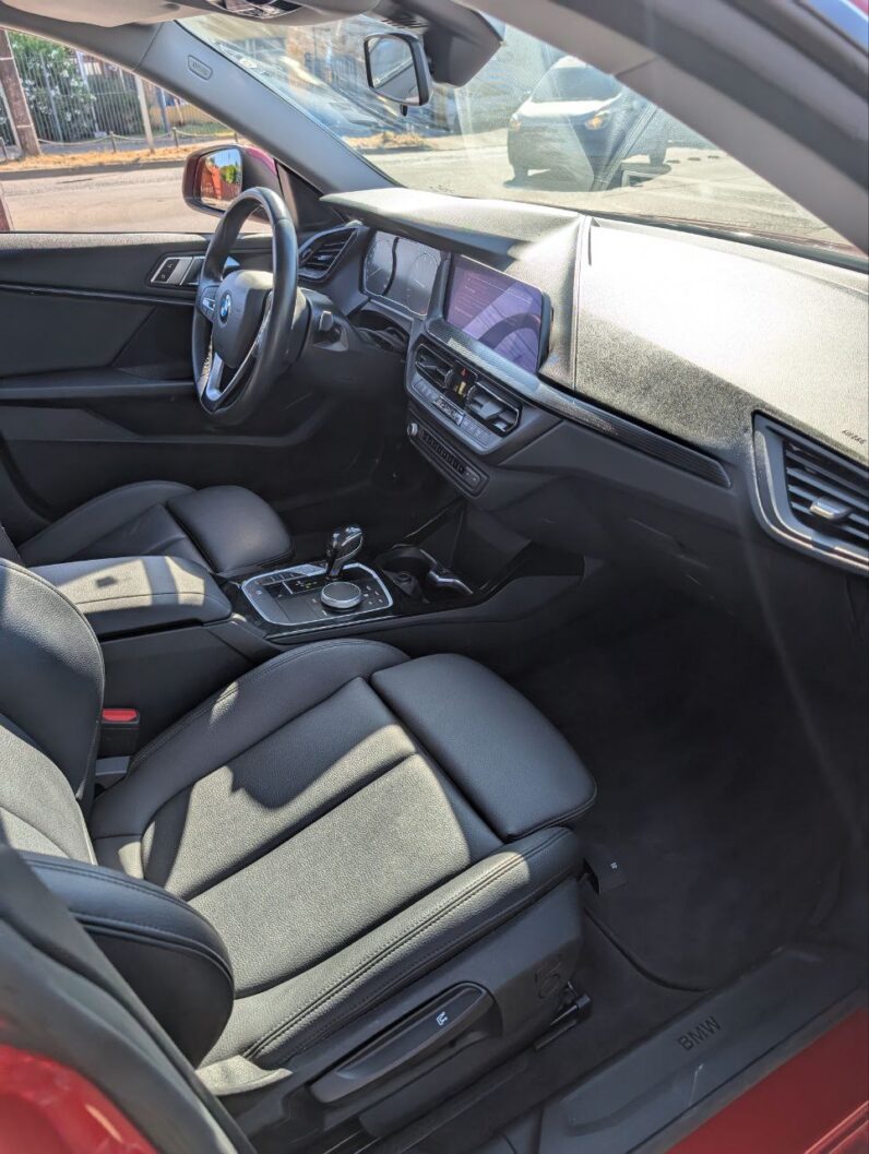
								BMW Serie 2 full									