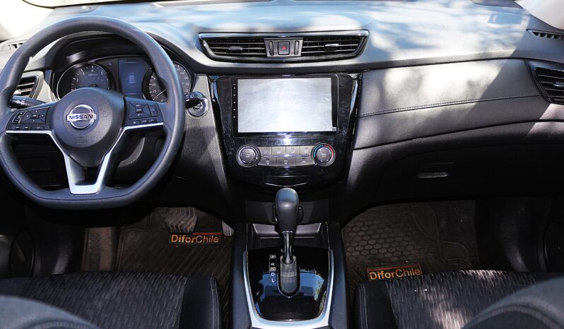 
								Nissan X-Trail full									