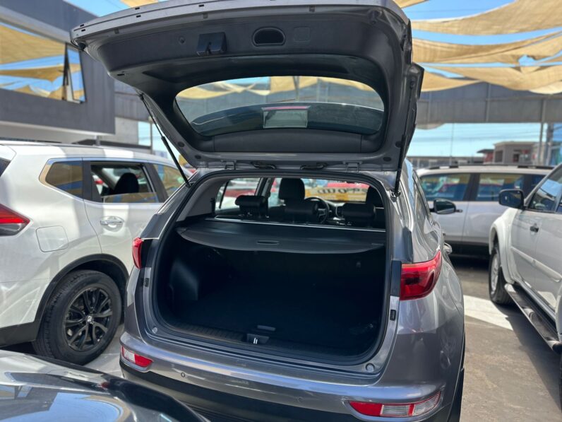 
								Kia SPORTAGE full									