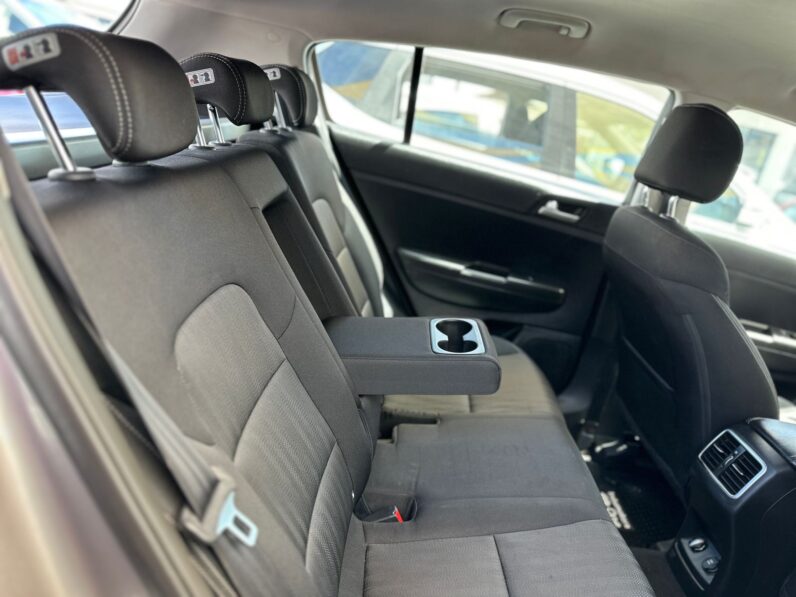 
								Kia SPORTAGE full									