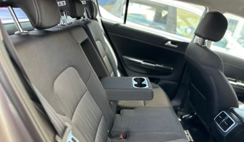 
								Kia SPORTAGE full									