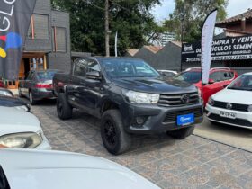 Toyota Hilux DX