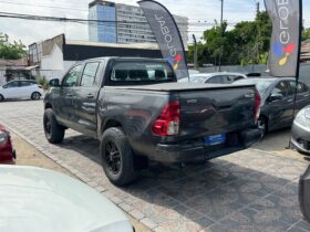 Toyota Hilux DX