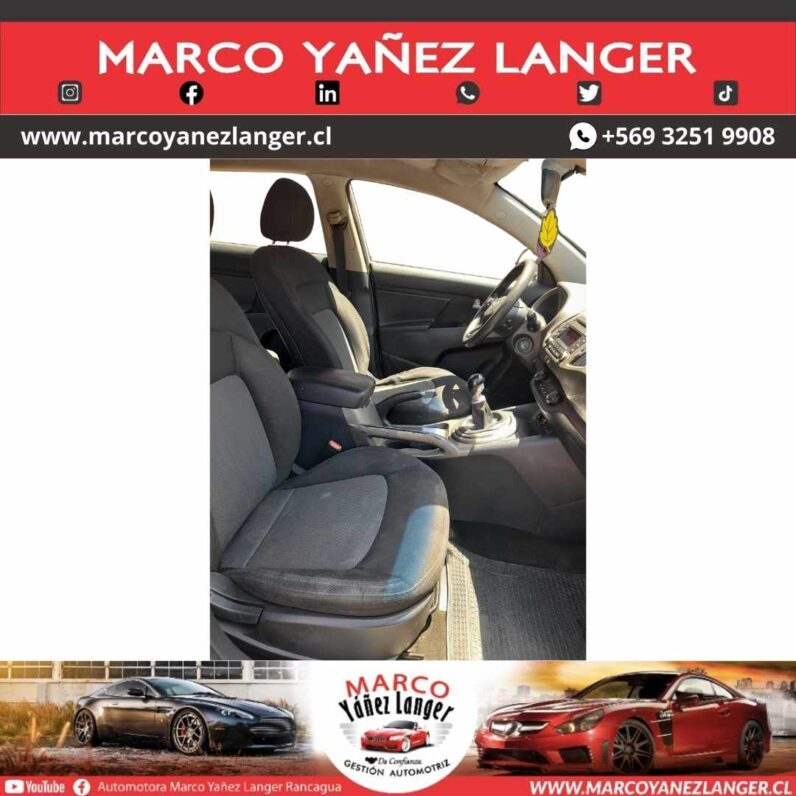 
								Kia SPORTAGE full									