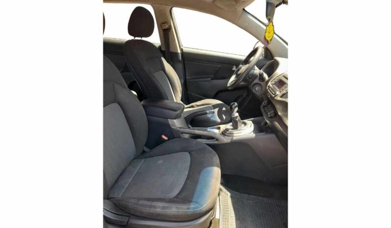 
								Kia SPORTAGE full									